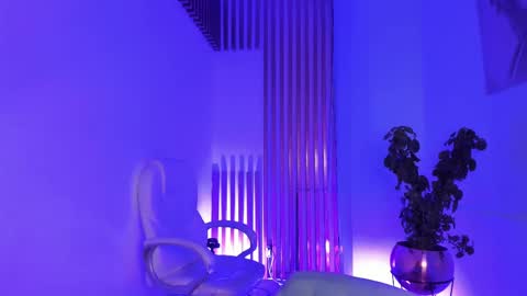 Nahomi online show from March 2025 01:59:02 PM