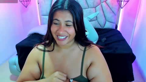 Snapshot of naia_karter chatting on February 2025 11:26:02 PM online show from February 2025 11:26:02 PM