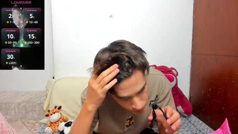  N A I M T H E  K I N G  online show from February 2026 01:32:01 AM