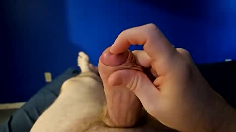 Snapshot of naked_slut86 chatting on December 2024 02:17:01 PM Naked slut online show from December 2024 02:17:01 PM