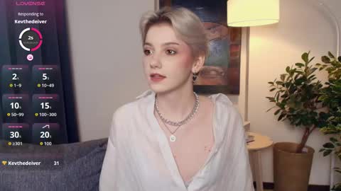 Kate online show from November 2025 11:35:01 AM