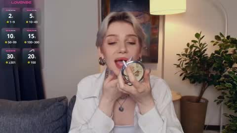 Kate online show from December 2025 11:52:02 AM