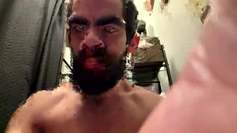 Snapshot of naluboi2lit chatting on May 2026 10:52:02 PM naluboi2lit online show from May 2026 10:52:02 PM