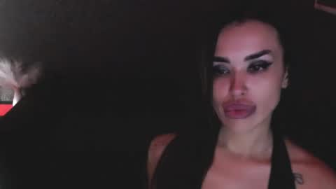 Lady online show from December 2025 05:40:02 PM