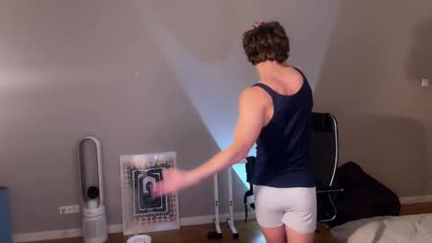 Snapshot of namiraaxel chatting on December 2024 09:13:01 PM Georges online show from December 2024 09:13:01 PM