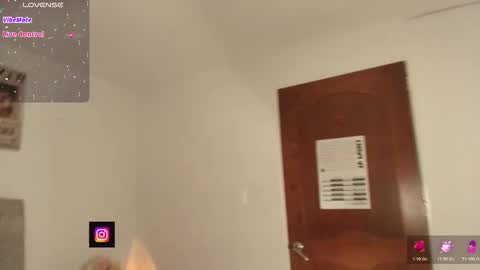 NamiThompson online show from March 2026 03:44:02 AM