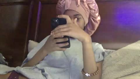 nanaonn online show from February 2026 08:57:02 PM