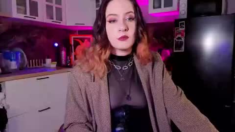 Nana online show from April 2026 09:57:02 PM