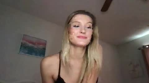 Snapshot of nancy_babe20 chatting on January 2026 08:13:02 PM Nancy online show from January 2026 08:13:02 PM