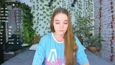 Luna online show from February 2025 05:25:01 AM