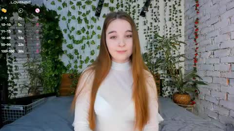 Luna online show from February 2025 12:16:02 PM