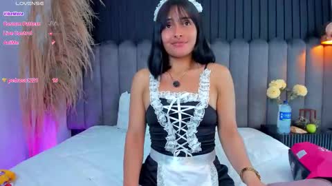 Snapshot of nanda_vixen_ chatting on February 2026 04:45:01 AM Nanda online show from February 2026 04:45:01 AM