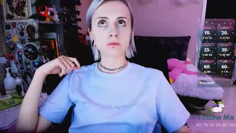 Monday-Friday 12-4 AM and 6-9 AM New York time online show from November 2025 09:36:01 PM