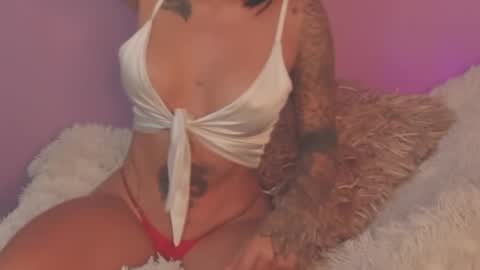 Snapshot of nany_tnt chatting on January 2025 05:03:01 AM NANY online show from January 2025 05:03:01 AM