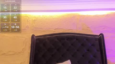 Naomi online show from December 2025 11:09:01 PM