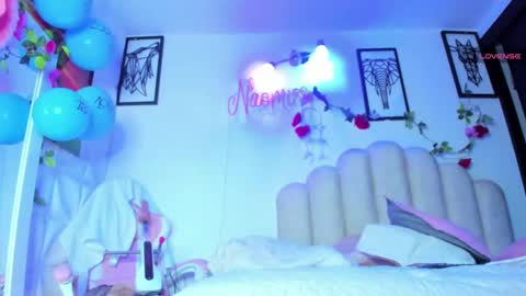 Snapshot of naomiasha_ chatting on March 2025 06:04:01 AM online show from March 2025 06:04:01 AM