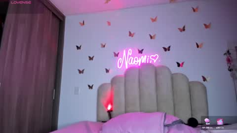 Snapshot of naomiasha_ chatting on October 2025 12:08:02 AM online show from October 2025 12:08:02 AM