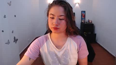 liz3 online show from October 2025 12:03:01 PM