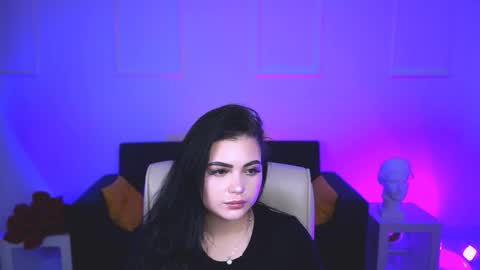 naomiwilsons online show from September 2025 10:04:01 AM