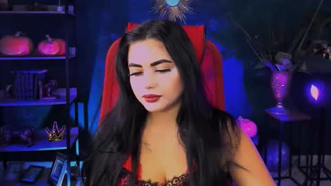 naomiwilsons online show from November 2025 12:28:02 PM