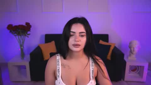 naomiwilsons online show from November 2025 08:37:01 AM