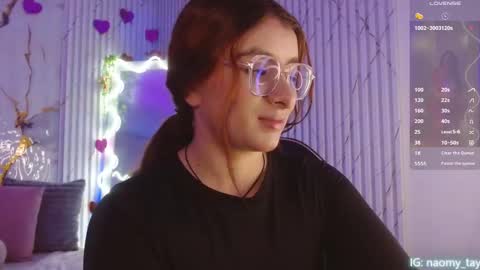 Naomy  online show from February 2026 03:40:02 AM