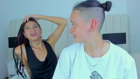 NaomyAndDany online show from January 2025 09:39:01 PM