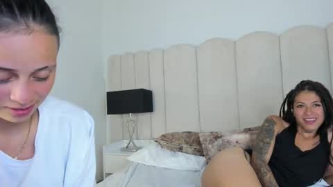 NaomyAndDany online show from January 2025 01:08:01 AM