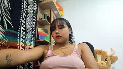 naomylux1 online show from June 2026 02:44:01 AM
