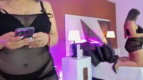 Snapshot of naomyrivera chatting on February 2025 03:42:02 PM nao online show from February 2025 03:42:02 PM