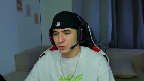 sebastian online show from September 2025 05:40:01 AM