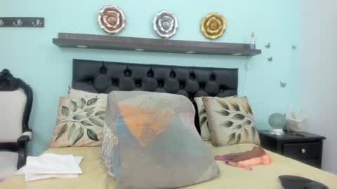 Debora online show from February 2026 10:32:02 PM