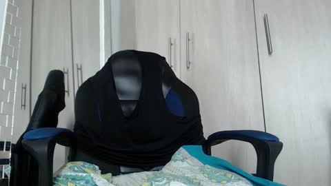 nassh_18 online show from December 2025 09:32:02 PM