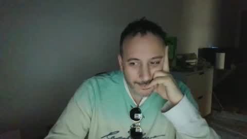 Snapshot of nassobout chatting on December 2024 09:28:01 PM nassobout online show from December 2024 09:28:01 PM