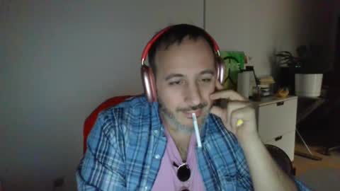 Snapshot of nassobout chatting on January 2025 01:47:01 AM nassobout online show from January 2025 01:47:01 AM