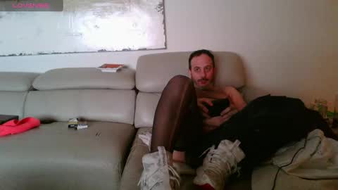 Snapshot of nassobout chatting on January 2025 10:11:01 AM nassobout online show from January 2025 10:11:01 AM