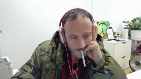 Snapshot of nassobout chatting on January 2025 10:30:02 PM nassobout online show from January 2025 10:30:02 PM