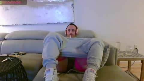 Snapshot of nassobout chatting on January 2025 05:41:02 AM nassobout online show from January 2025 05:41:02 AM