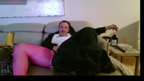 Snapshot of nassobout chatting on February 2025 05:10:01 AM nassobout online show from February 2025 05:10:01 AM