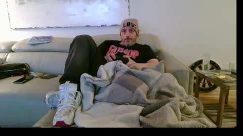 Snapshot of nassobout chatting on February 2025 10:32:02 PM nassobout online show from February 2025 10:32:02 PM