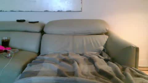 Snapshot of nassobout chatting on December 2025 01:58:01 AM nassobout online show from December 2025 01:58:01 AM