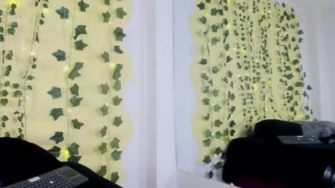 Snapshot of nastasha_nasty1 chatting on February 2025 06:06:02 AM Maira online show from February 2025 06:06:02 AM