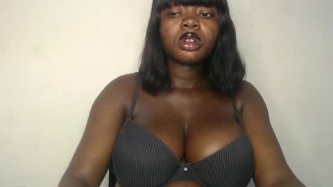 Amanda online show from October 2025 02:48:01 PM