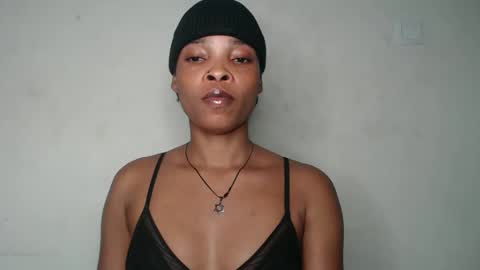 bella online show from November 2025 12:11:01 AM