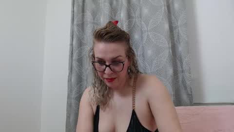 Snapshot of nastyada chatting on February 2026 09:23:01 PM Ada online show from February 2026 09:23:01 PM