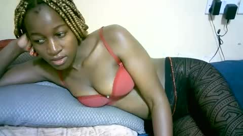 Marie online show from September 2025 10:09:02 AM