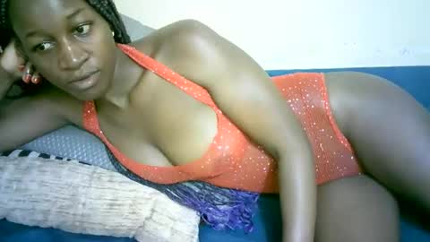 Marie online show from October 2025 10:05:01 AM