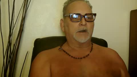 Daddy online show from December 2024 05:12:01 AM