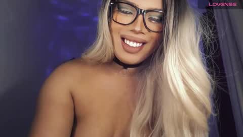 NANCYbinay online show from December 2024 01:39:01 PM