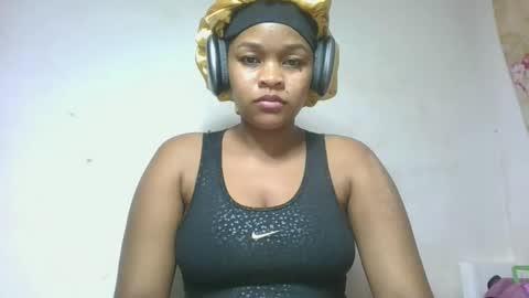 natachazz online show from April 2026 08:20:01 PM